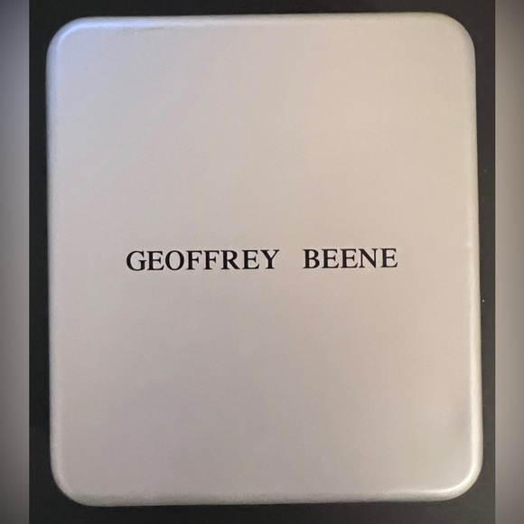Geoffrey Beene tri-fold leather wallet NWT & in box - Picture 1 of 8
